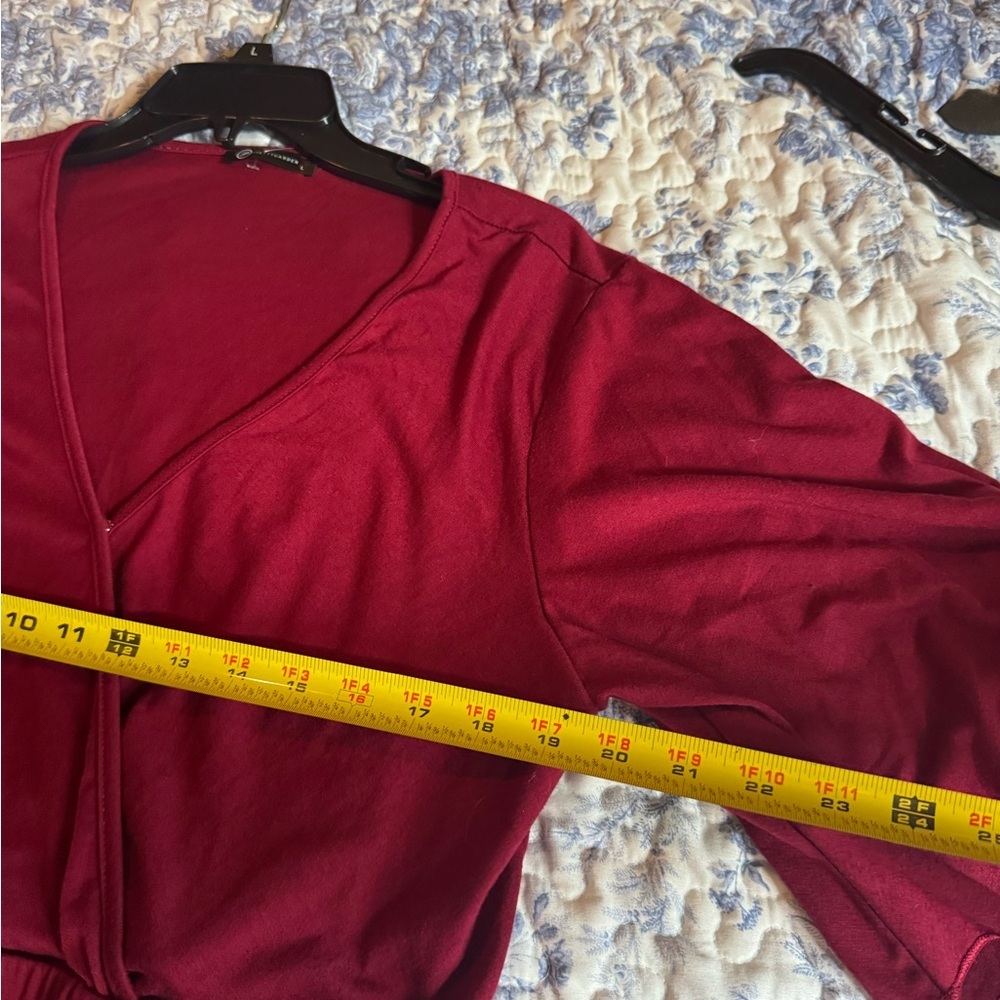 Elegant Burgundy Wrap crop Top - Picture 5 of 7